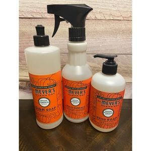 **2 for $25** Mrs Meyers Spiced Pumpkin Cleaning Set